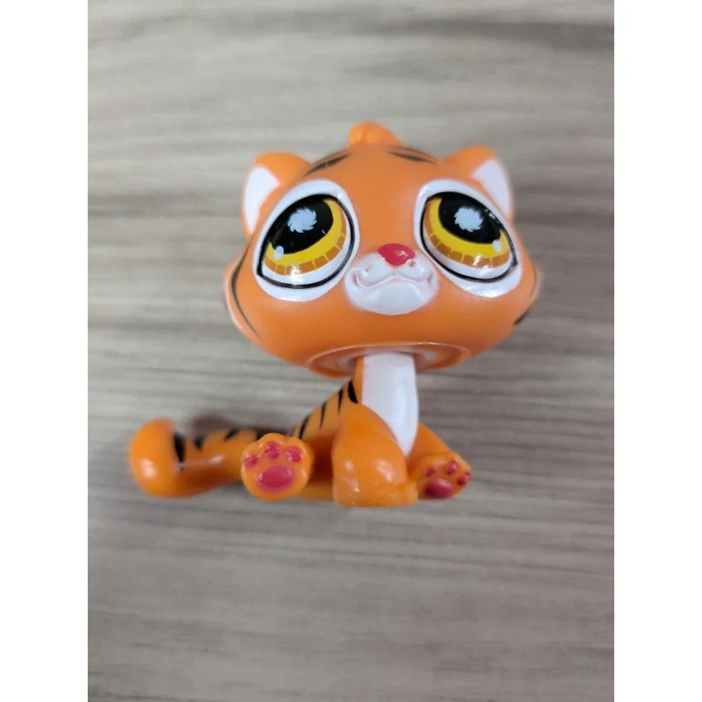 Hasbro littlest pet